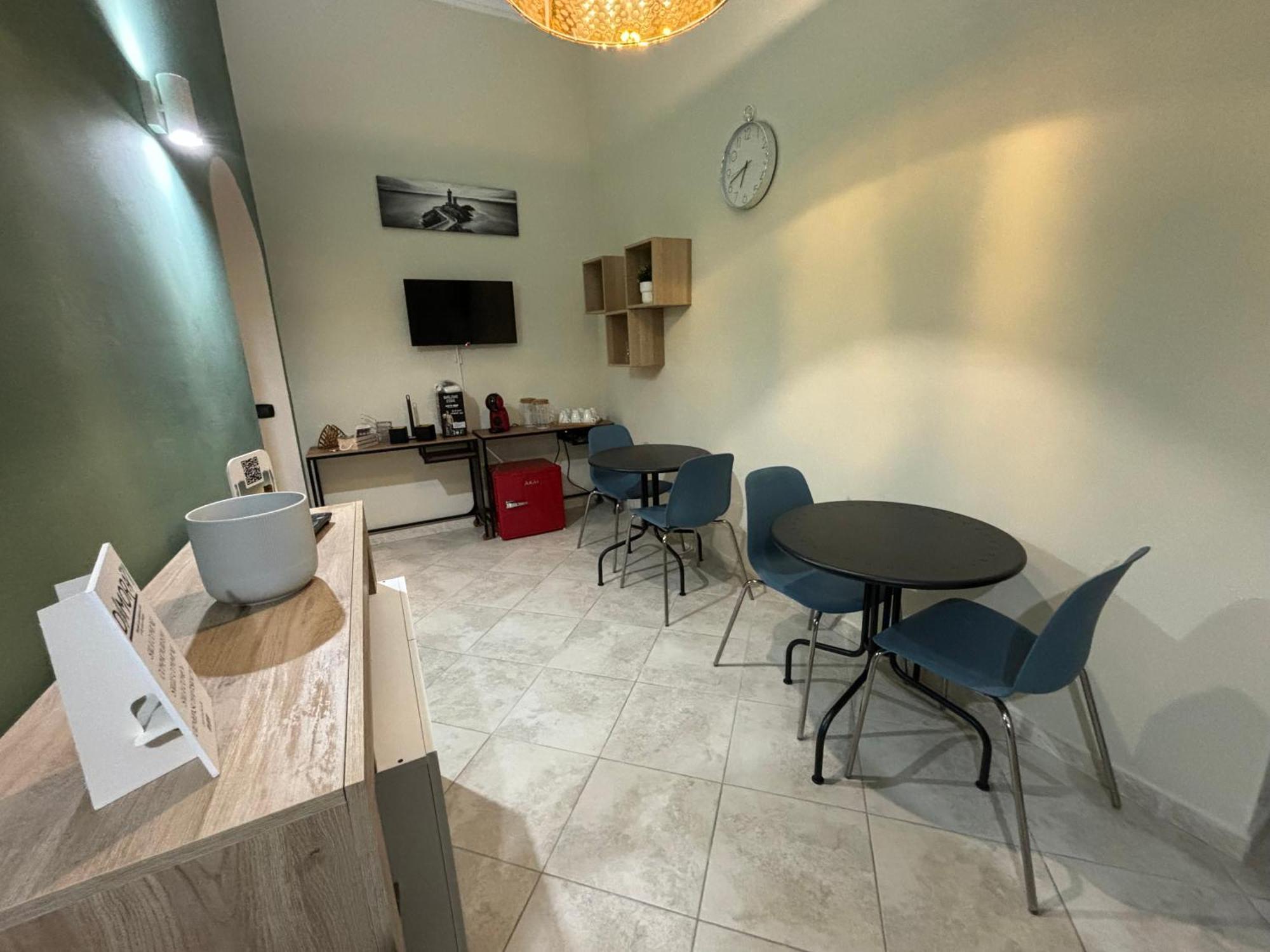Dimora71 Bed & Breakfast Наполи Екстериор снимка